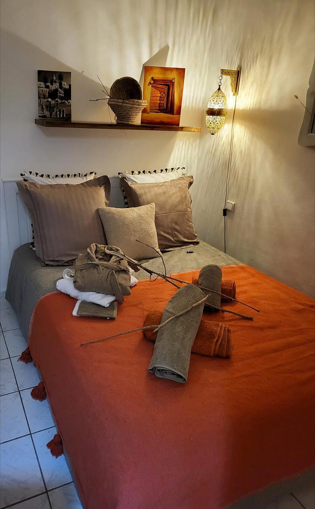 Riad Traditionnel De Charme 3 Chambres Маракеш Екстериор снимка